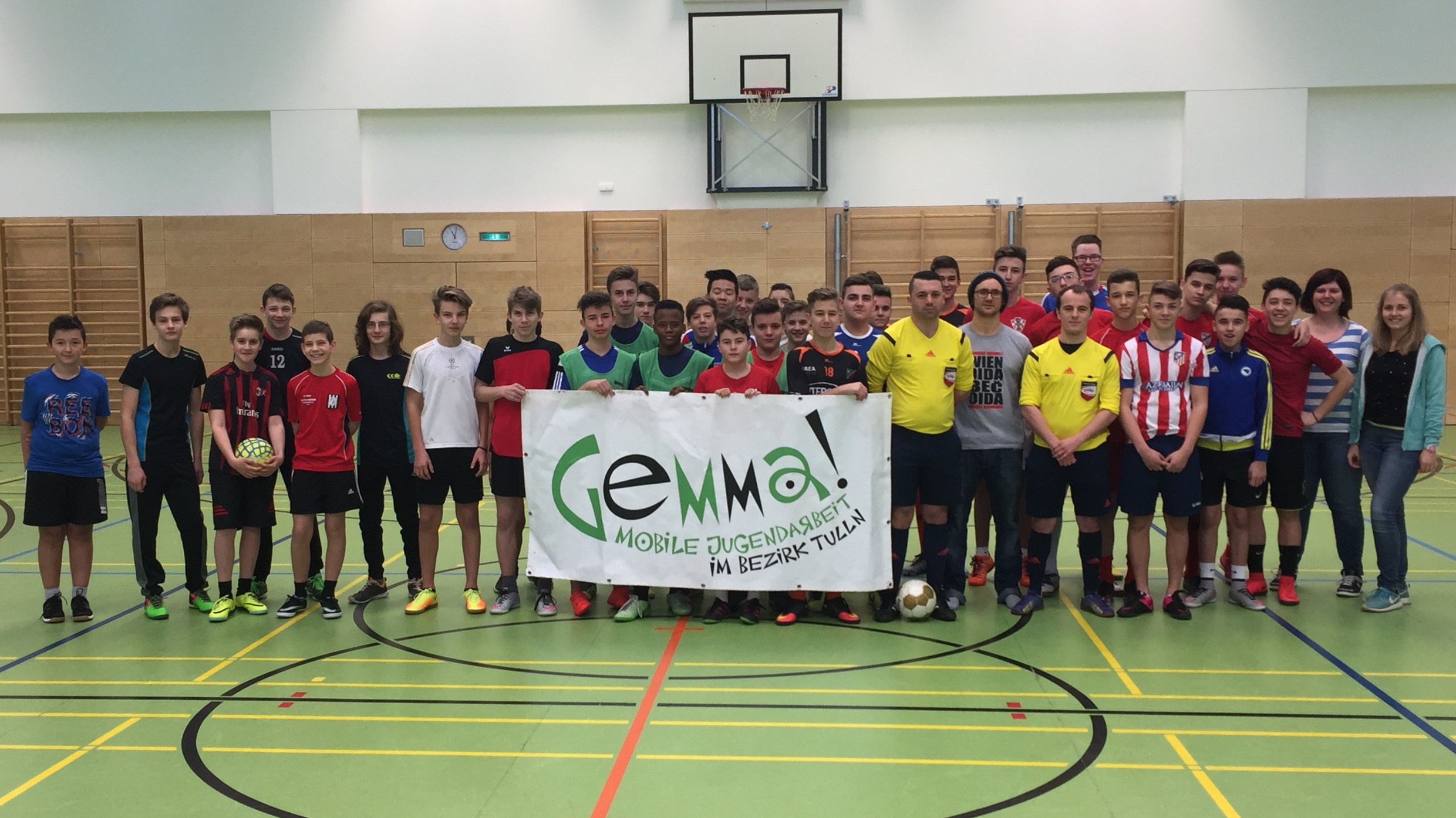 Über 100 Jugendliche spielten am Gemma! Futsal Cup 2017 um den Sieg. Wie immer hieß es dabei: Fair-Play!