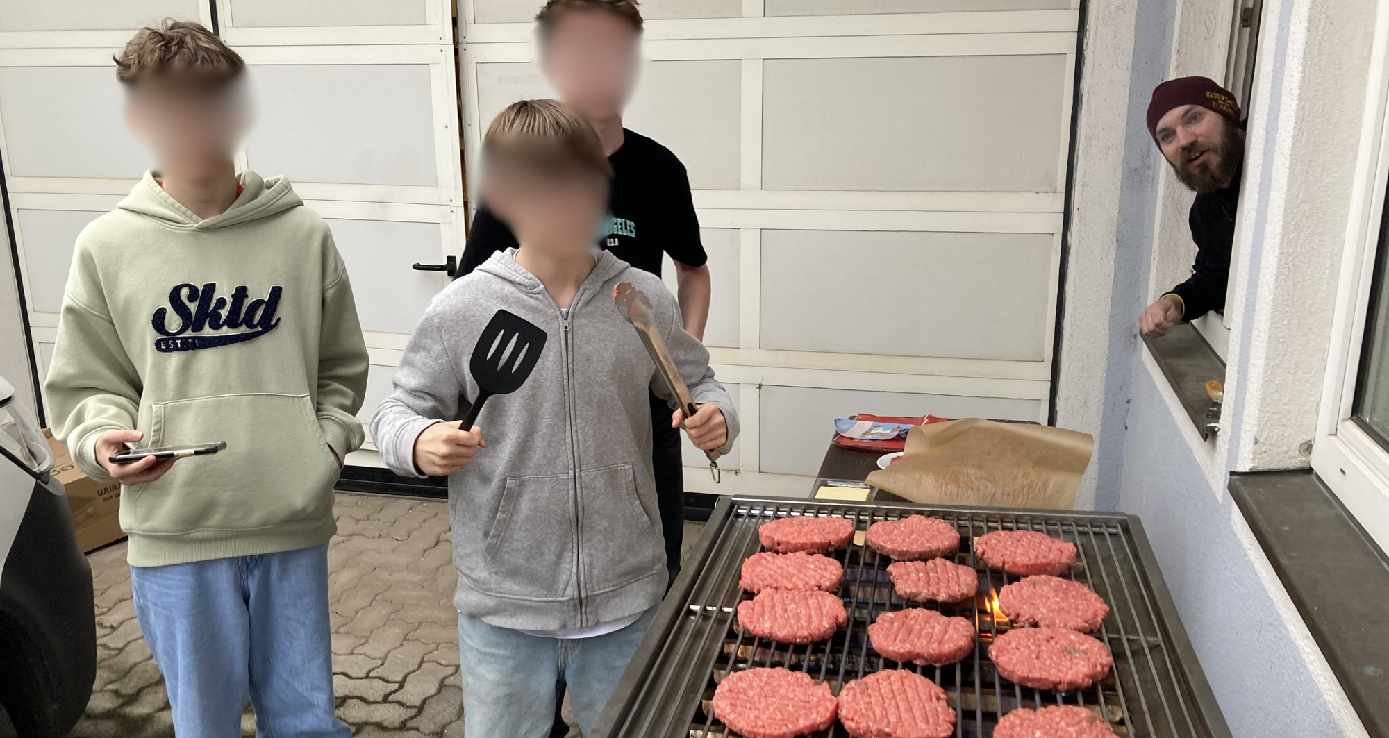 Burger-Action im Burschen*café